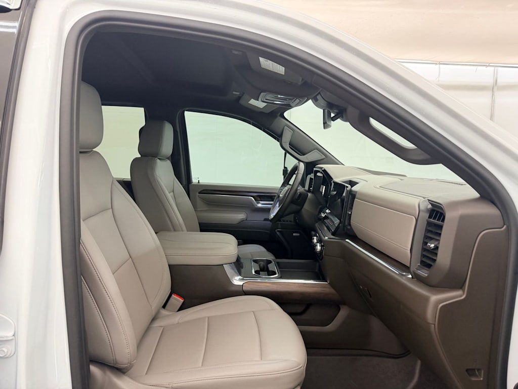 Thumbnail: 2024 GMC Sierra 2500 - 12