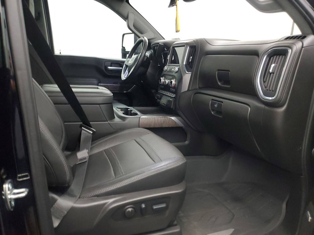 Thumbnail: 2022 GMC Sierra 3500 - 5