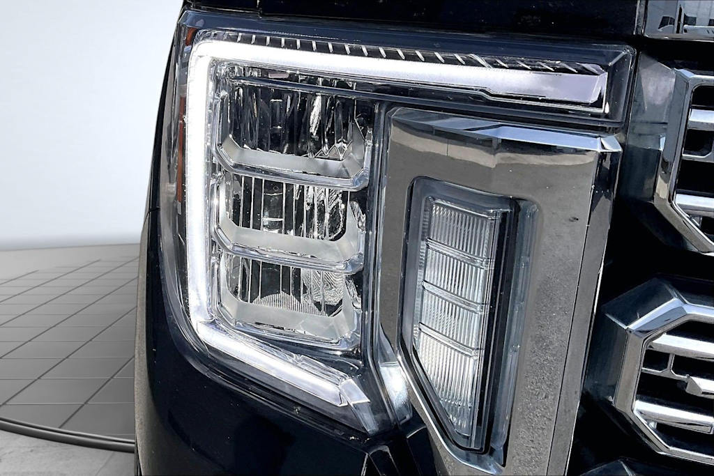 Thumbnail: 2023 GMC Sierra 3500 - 19