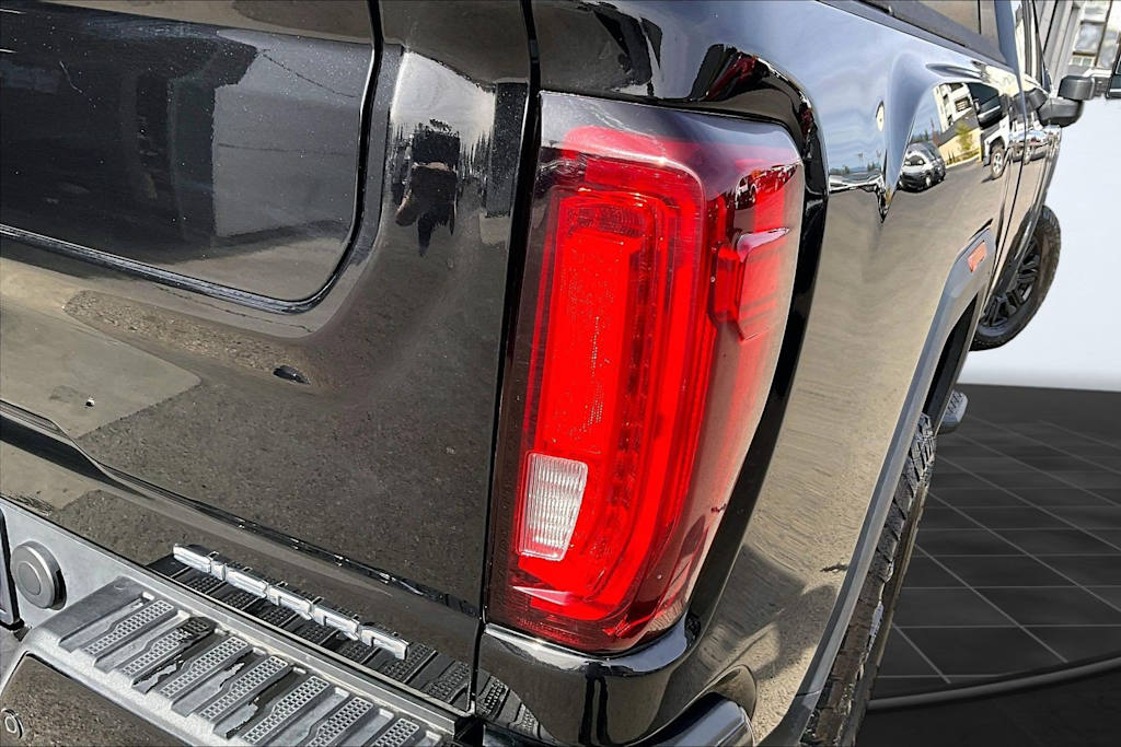 Thumbnail: 2023 GMC Sierra 3500 - 33