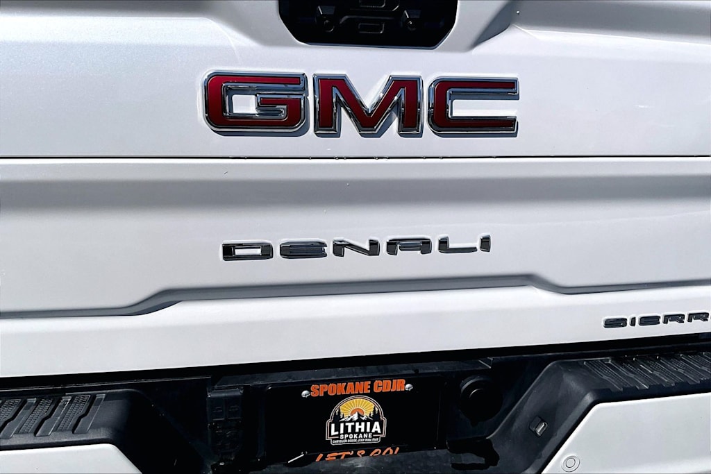 Thumbnail: 2025 GMC Sierra 3500 - 7