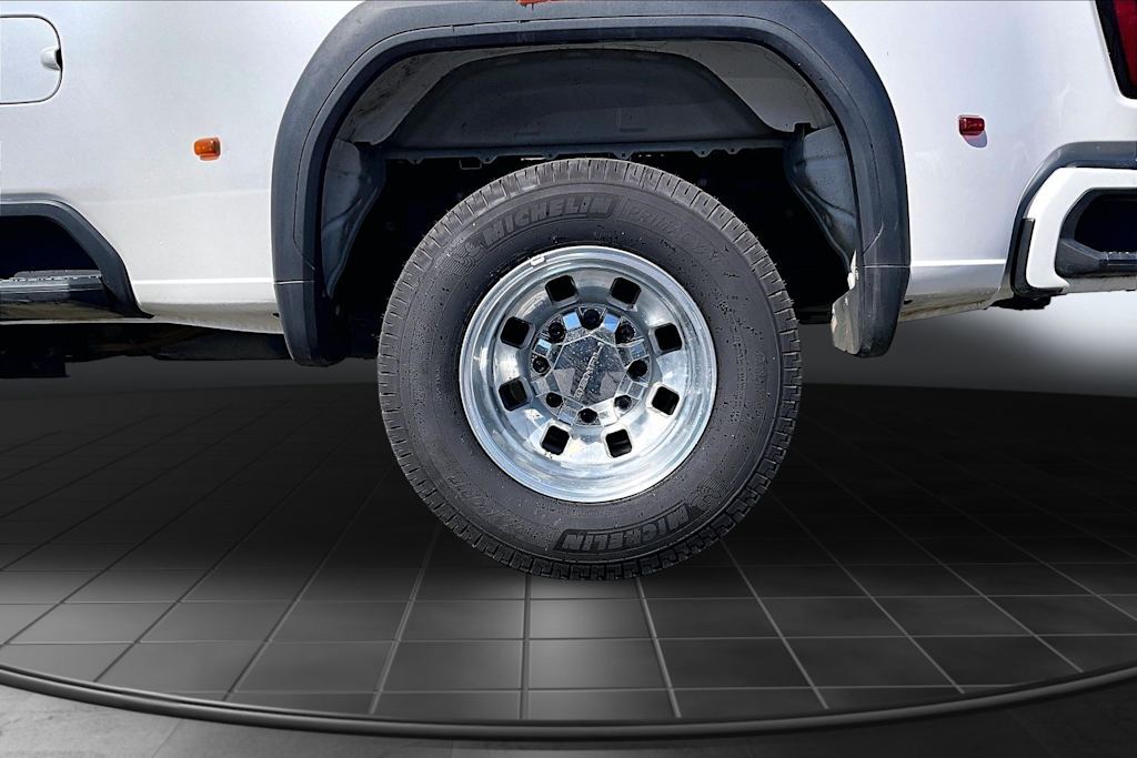 Thumbnail: 2025 GMC Sierra 3500 - 34