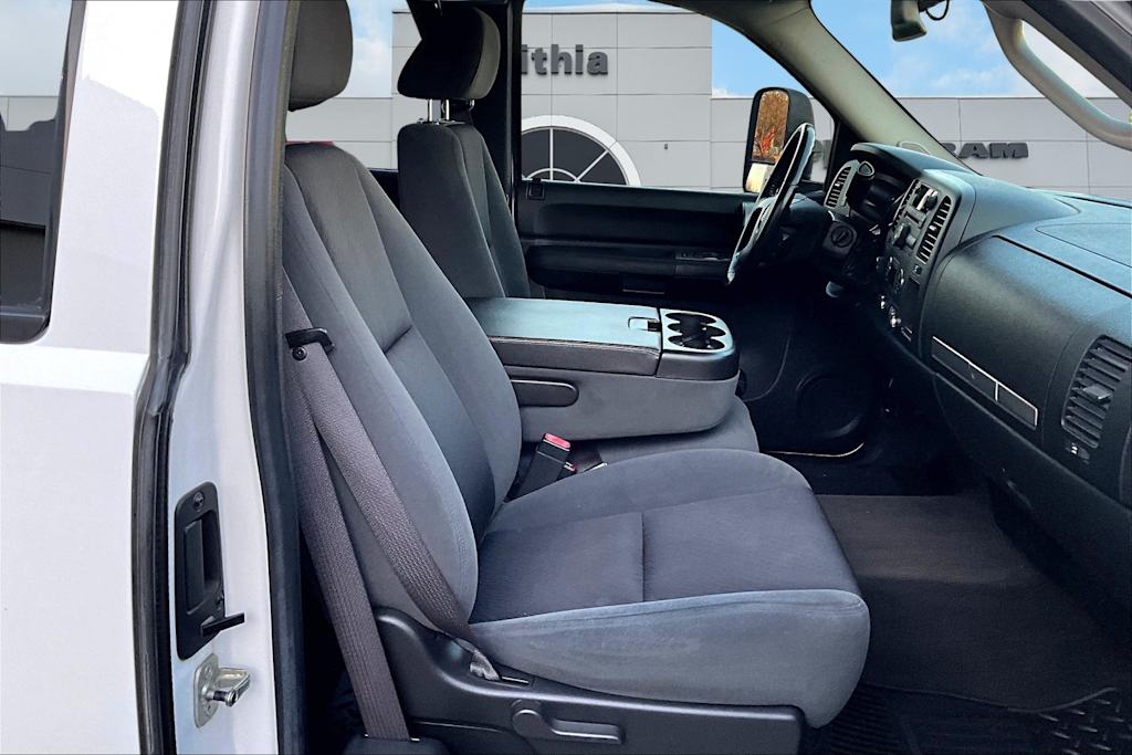 Thumbnail: 2009 GMC Sierra 2500 - 12