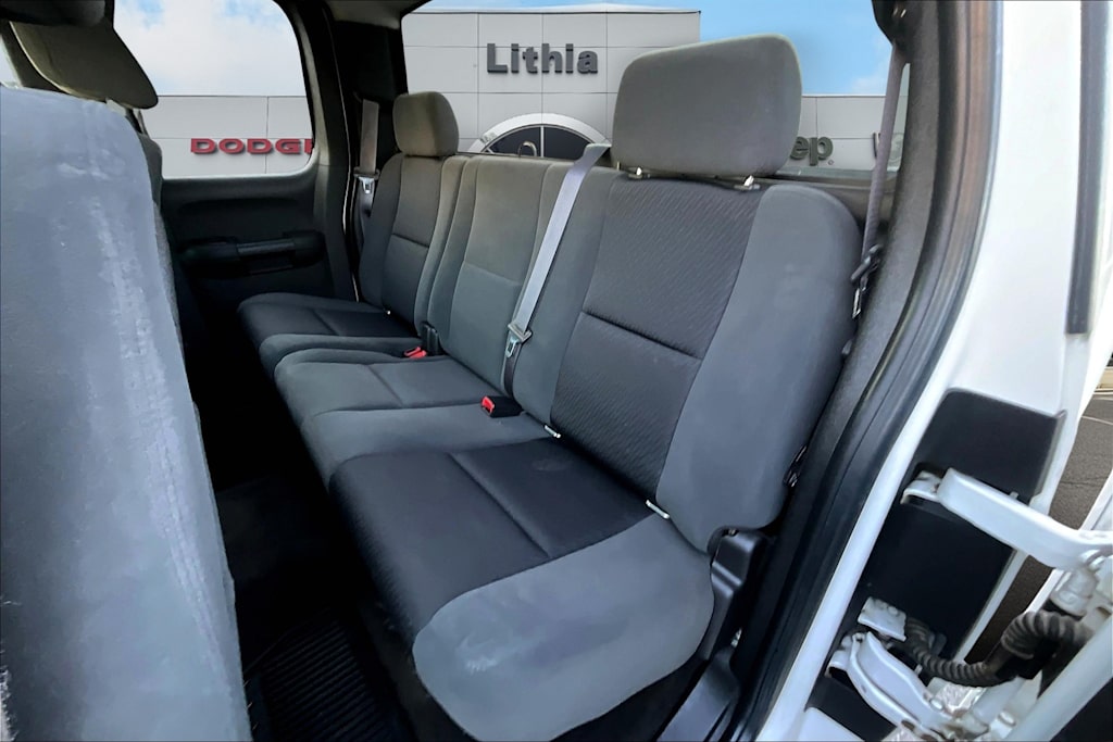 Thumbnail: 2009 GMC Sierra 2500 - 21