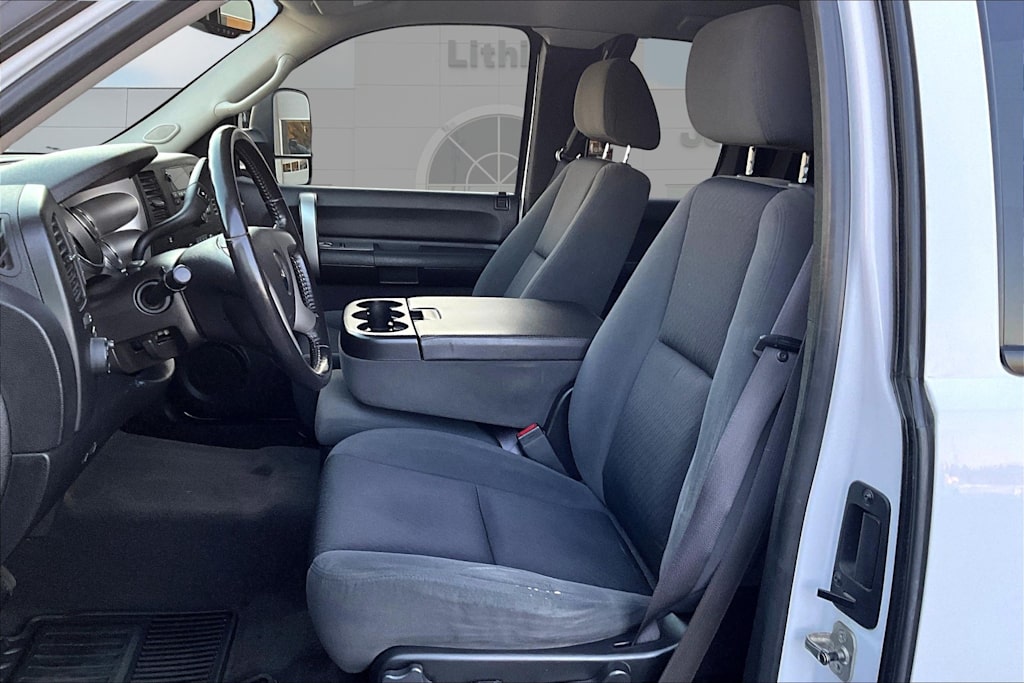 Thumbnail: 2009 GMC Sierra 2500 - 11