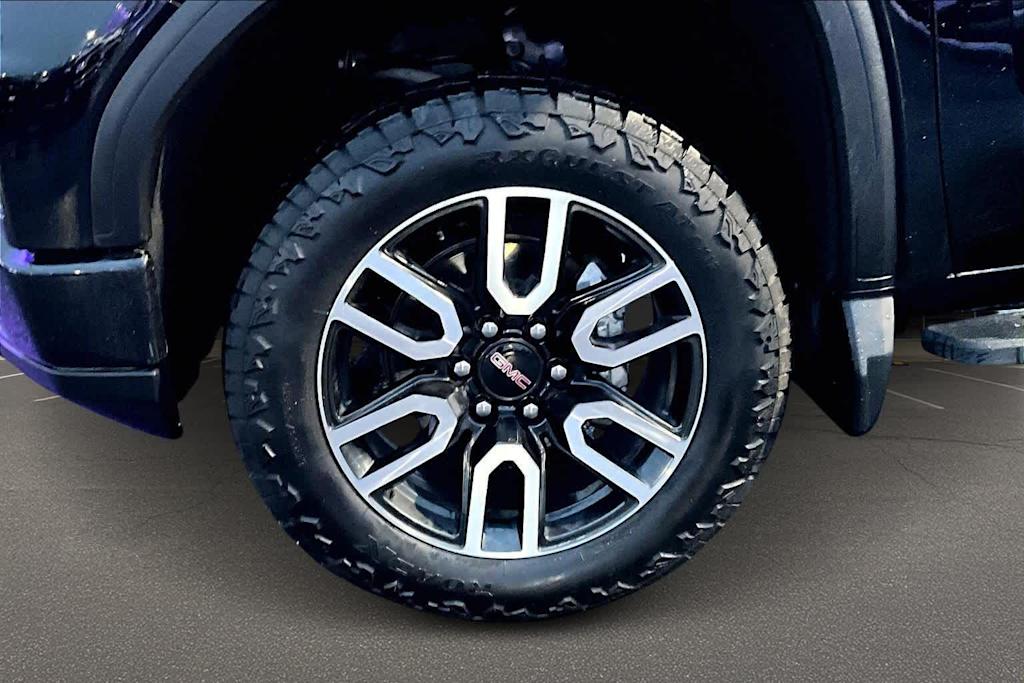 Thumbnail: 2022 GMC Sierra 1500 - 8