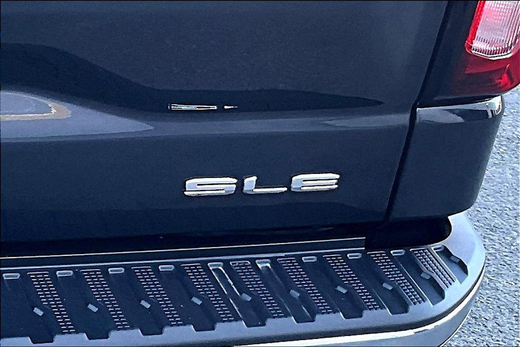 Thumbnail: 2024 GMC Sierra 1500 - 7
