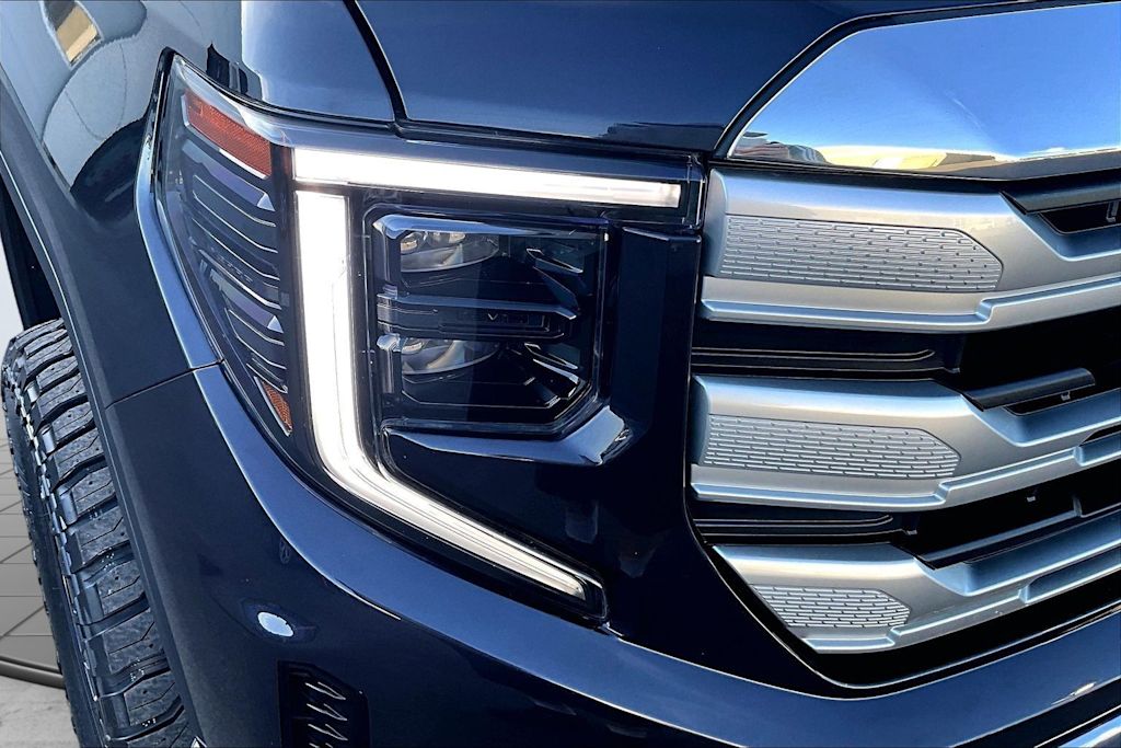 Thumbnail: 2024 GMC Sierra 1500 - 31