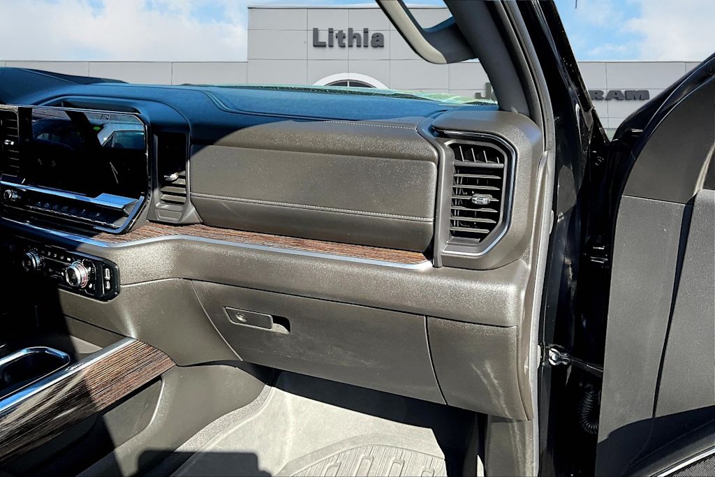 2024 GMC Sierra 1500 Elevation 22
