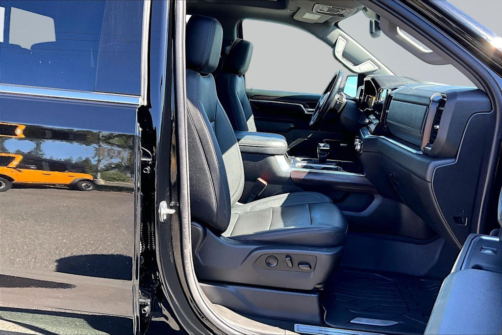 Thumbnail: 2023 GMC Sierra 1500 - 12