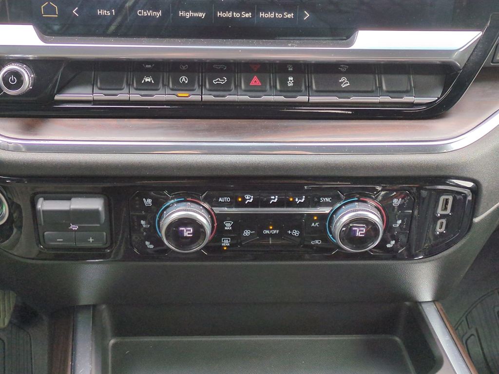 Thumbnail: 2023 GMC Sierra 1500 - 32
