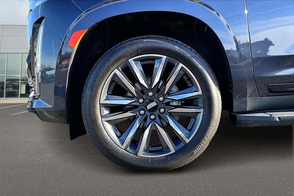 Thumbnail: 2023 Cadillac Escalade - 8