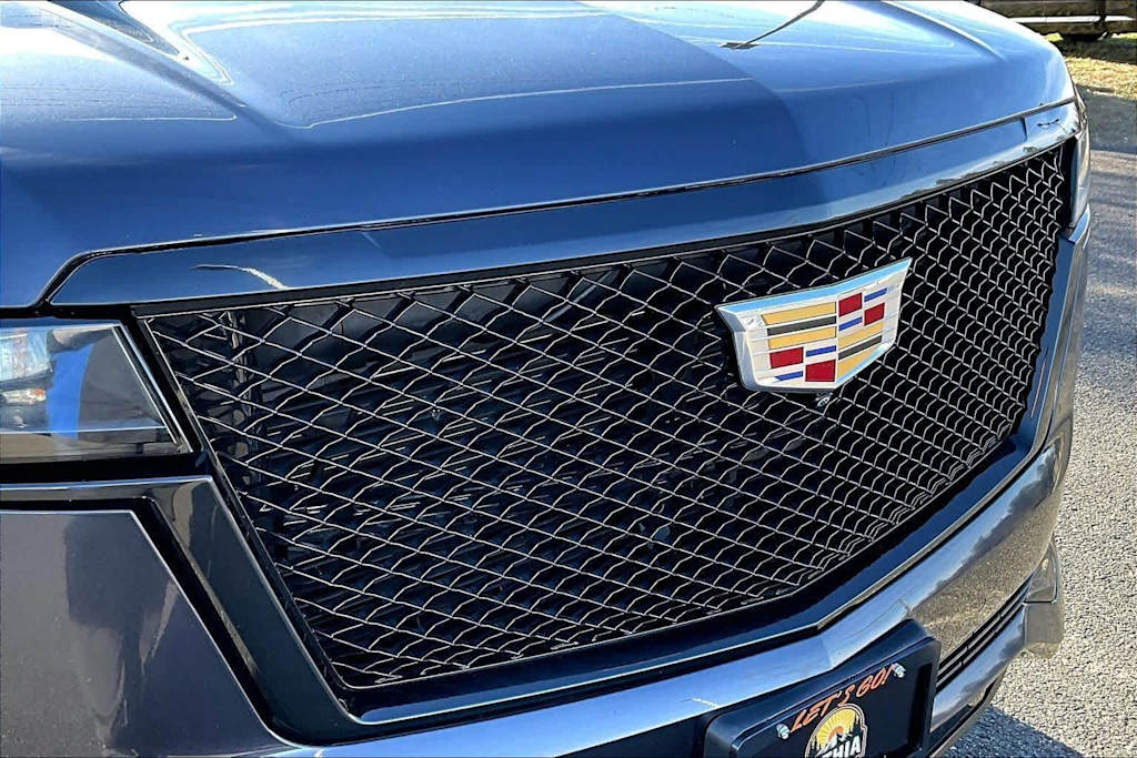 Thumbnail: 2023 Cadillac Escalade - 32
