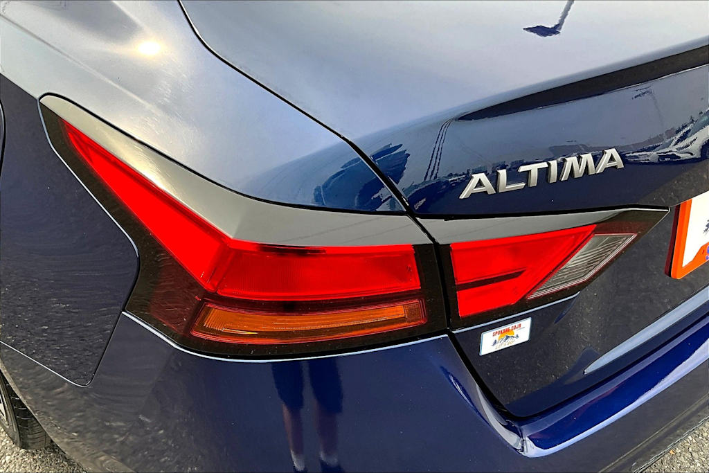 Thumbnail: 2023 Nissan Altima - 32