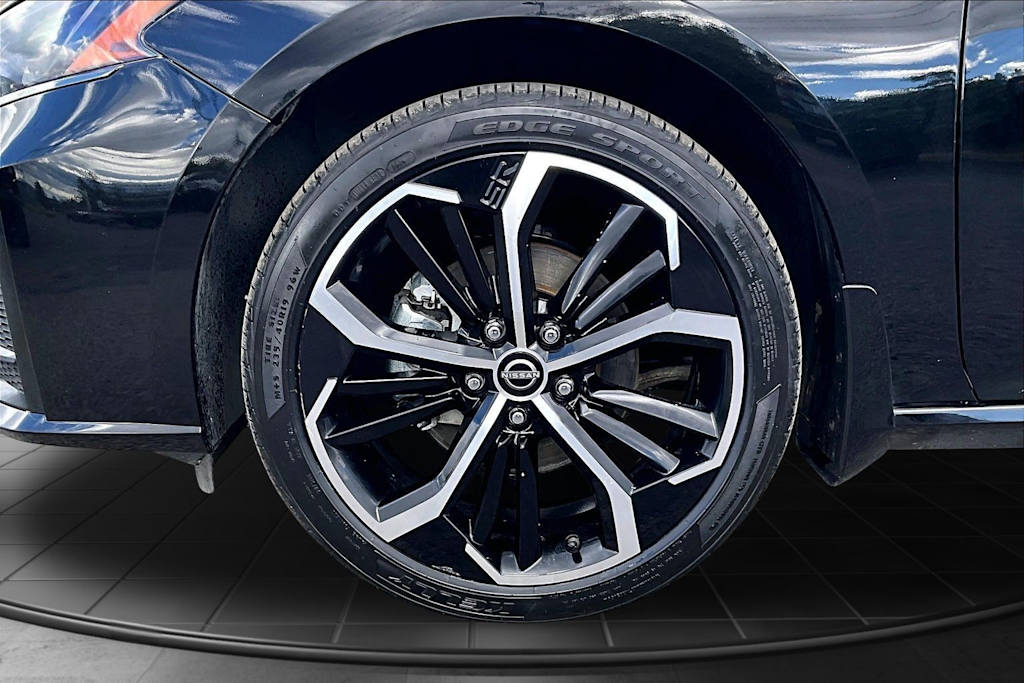 Thumbnail: 2024 Nissan Altima - 8