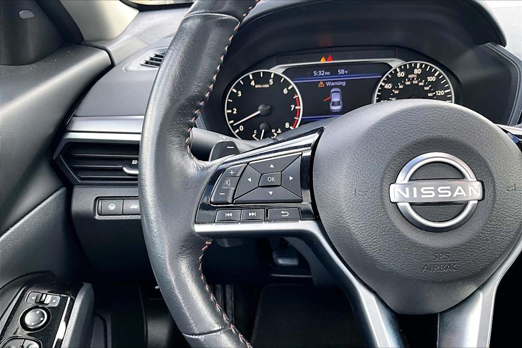 Thumbnail: 2024 Nissan Altima - 25