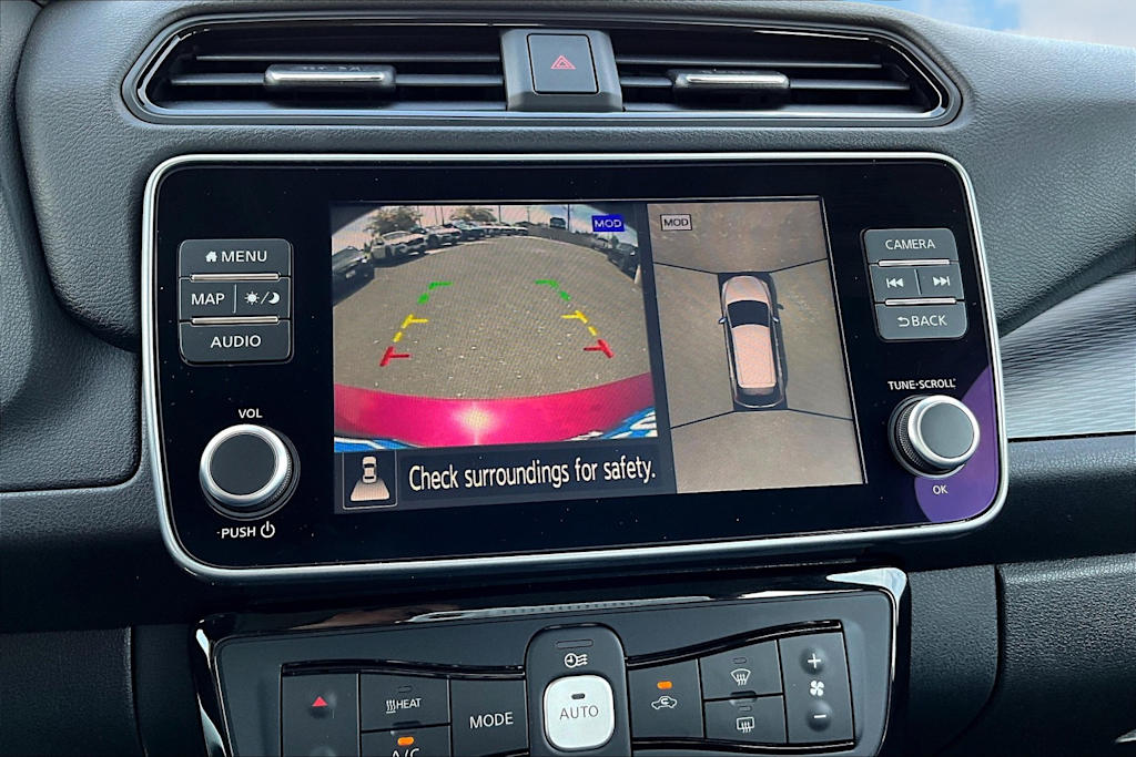 2025 Nissan Leaf SV Plus 15