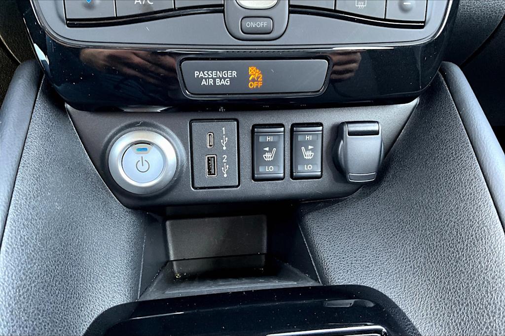 2025 Nissan Leaf SV Plus 33