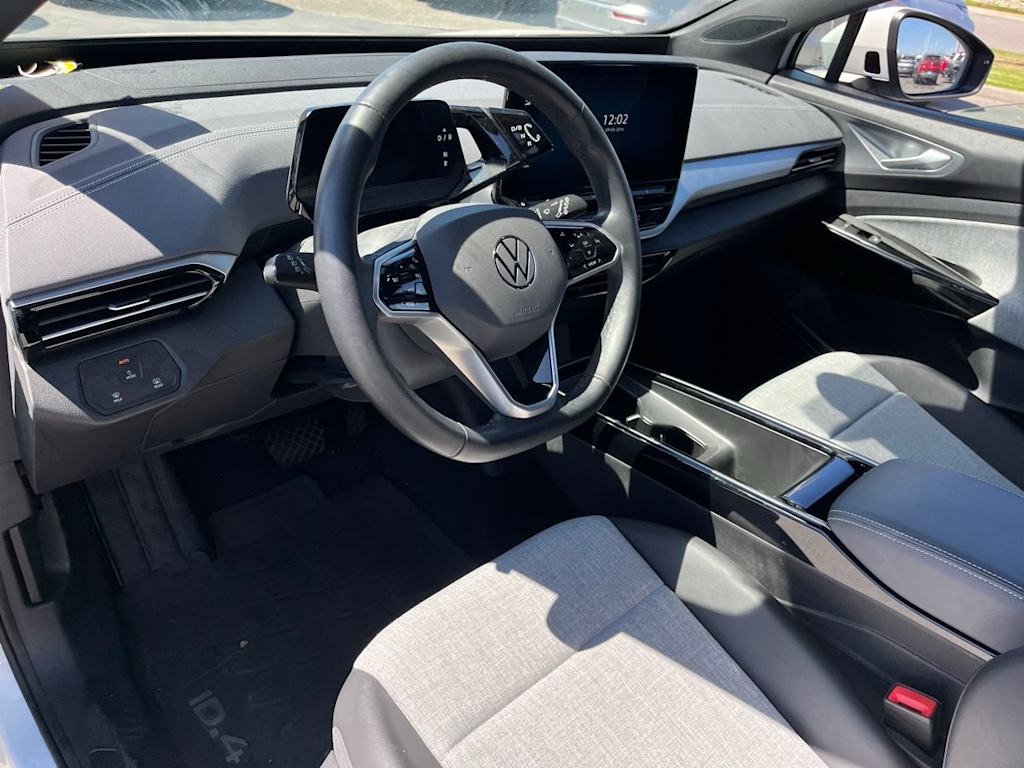 Thumbnail: 2024 Volkswagen ID.4 - 2