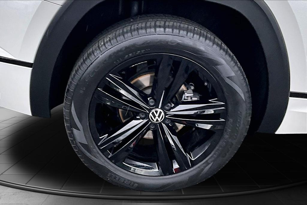 Thumbnail: 2023 Volkswagen Atlas - 34