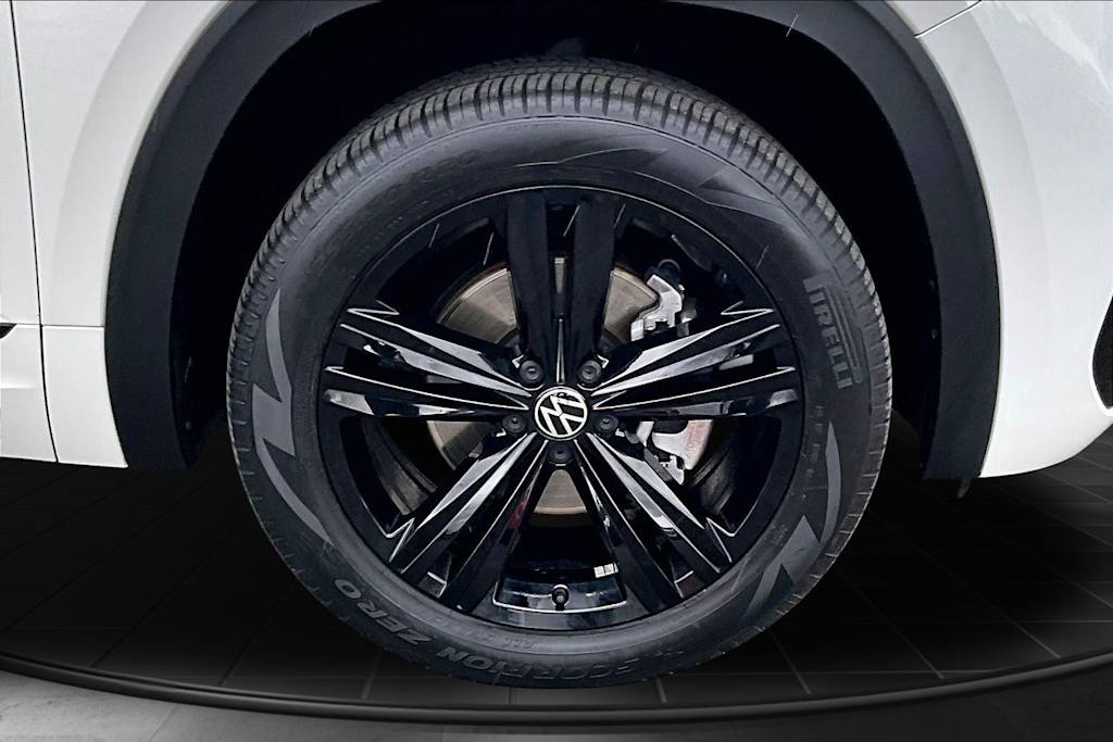 Thumbnail: 2023 Volkswagen Atlas - 33