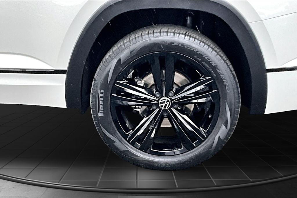 Thumbnail: 2023 Volkswagen Atlas - 35