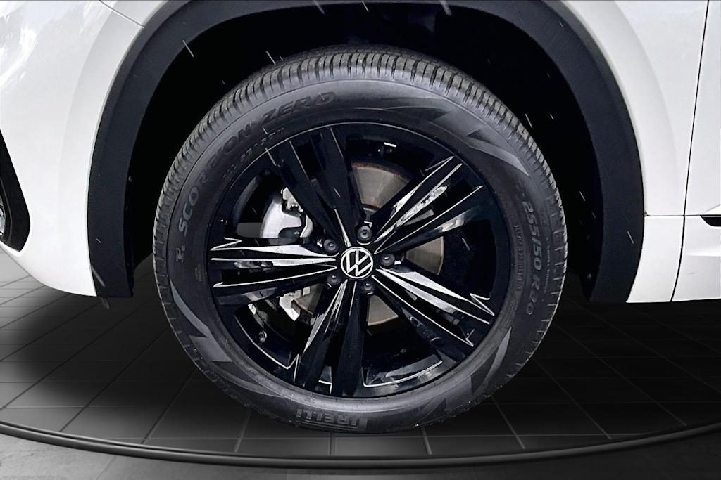Thumbnail: 2023 Volkswagen Atlas - 8