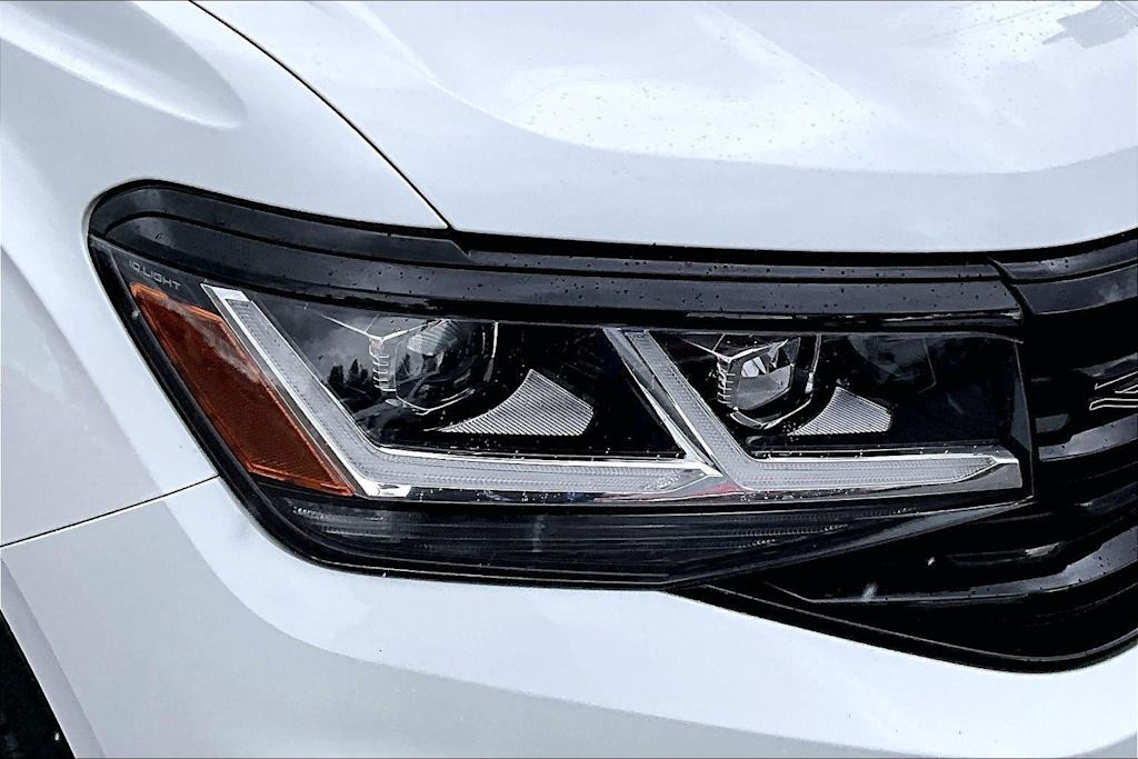 Thumbnail: 2023 Volkswagen Atlas - 30