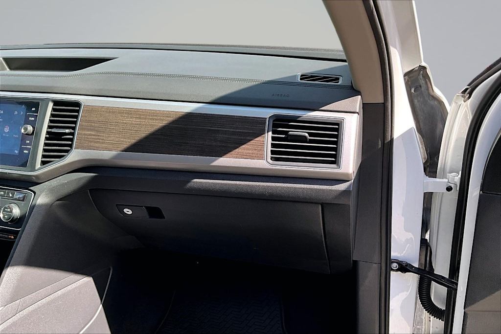 Thumbnail: 2019 Volkswagen Atlas - 25