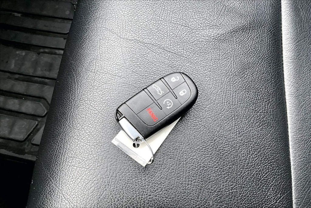 Thumbnail: 2019 Dodge Charger - 18