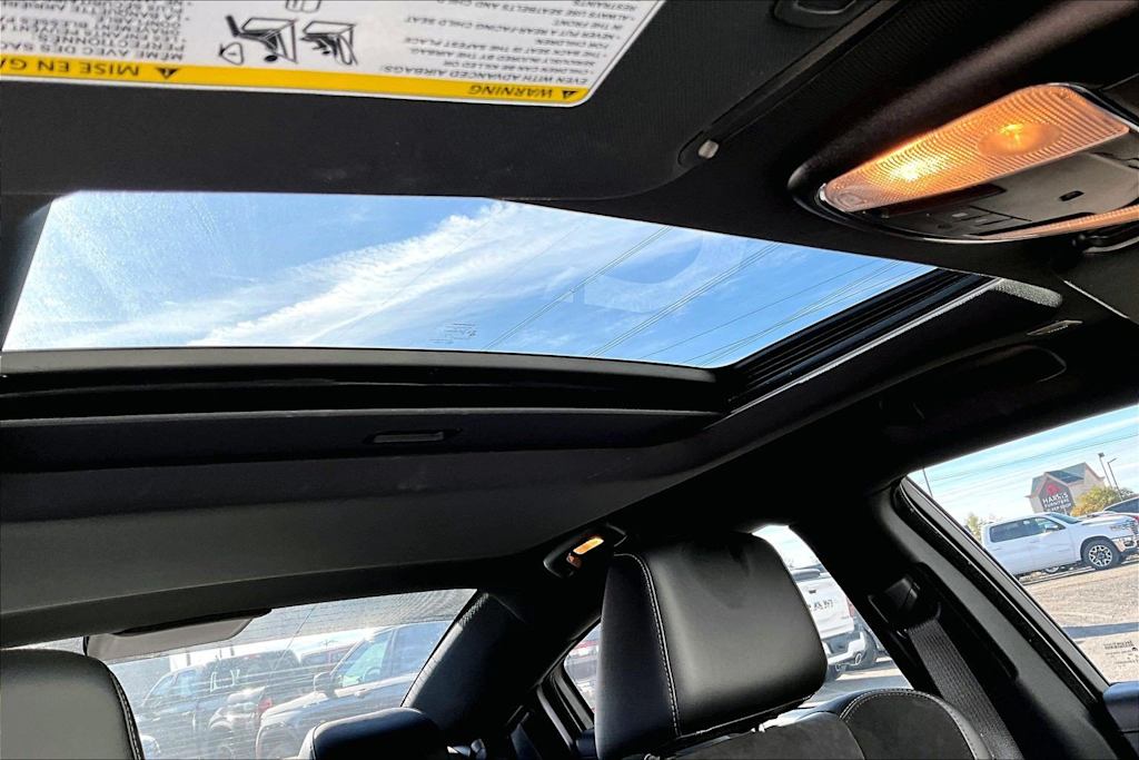Thumbnail: 2023 Dodge Charger - 31