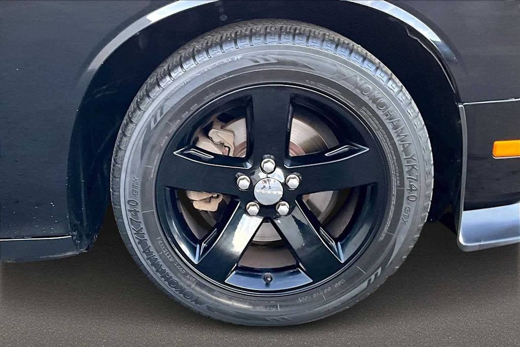 Thumbnail: 2013 Dodge Challenger - 34