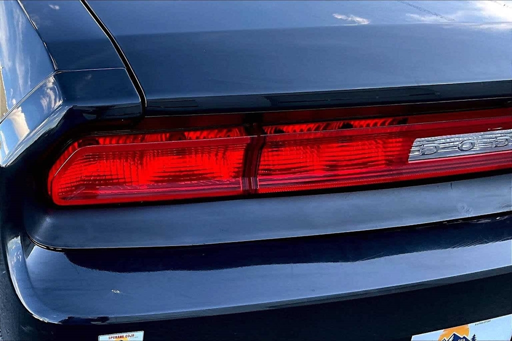 Thumbnail: 2013 Dodge Challenger - 32