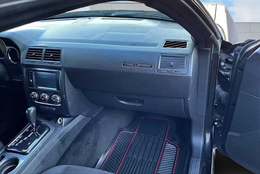 Thumbnail: 2013 Dodge Challenger - 15