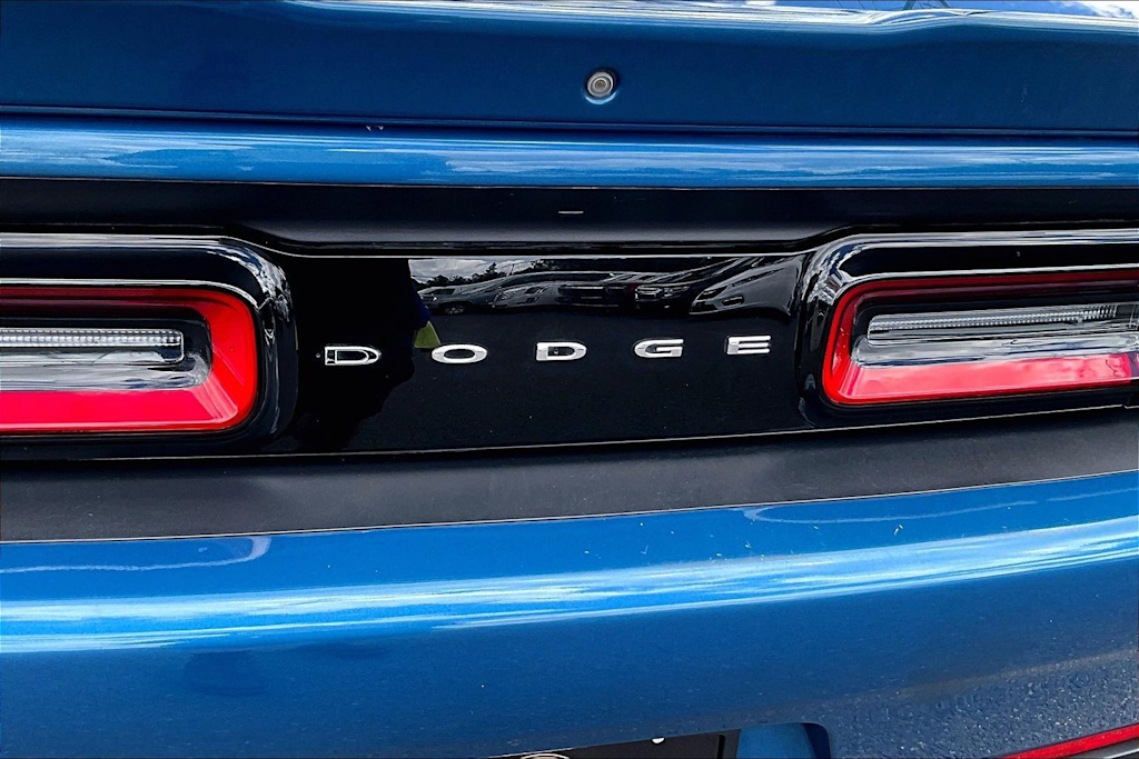Thumbnail: 2021 Dodge Challenger - 6