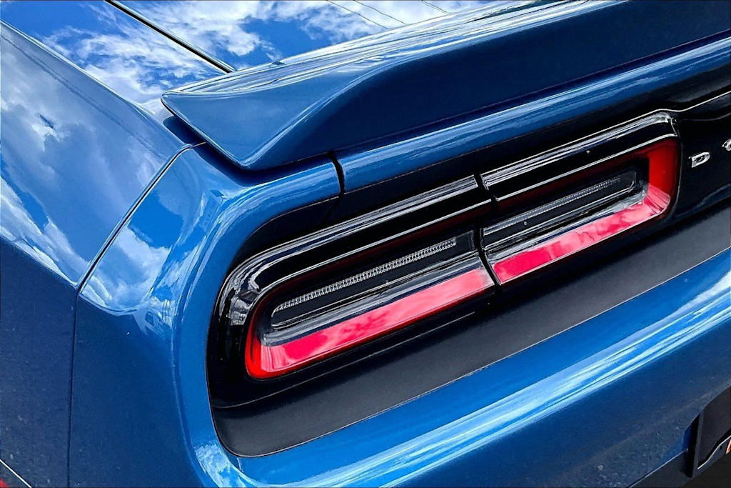 Thumbnail: 2021 Dodge Challenger - 32