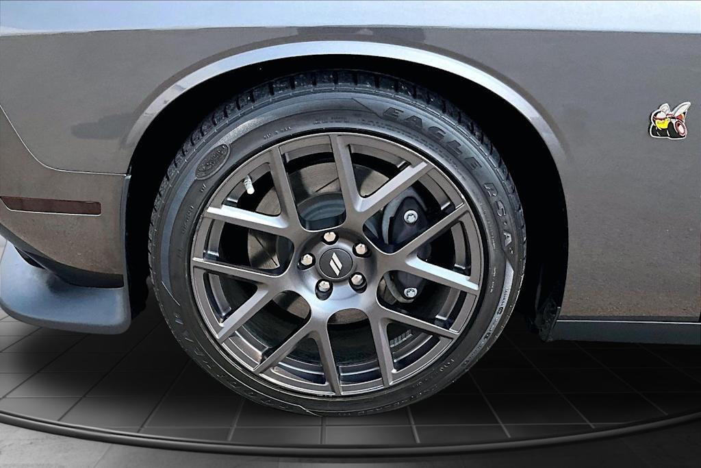 Thumbnail: 2019 Dodge Challenger - 8