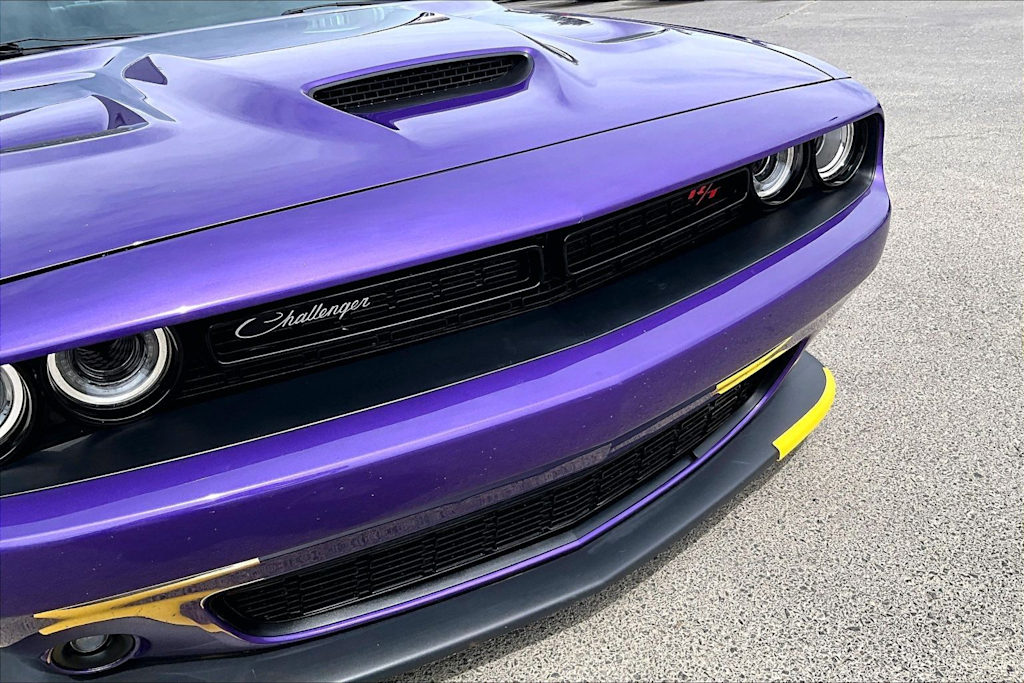Thumbnail: 2019 Dodge Challenger - 32