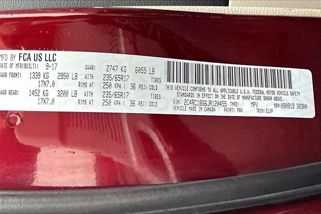 Thumbnail: 2018 Chrysler Pacifica - 17