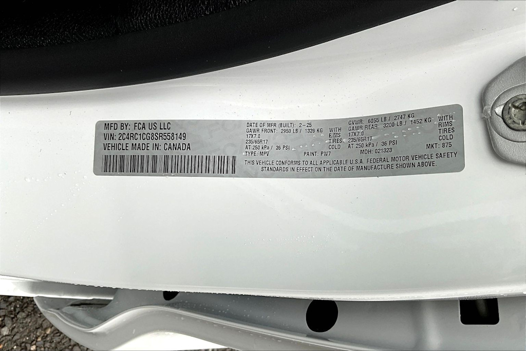 Thumbnail: 2025 Chrysler Voyager - 20