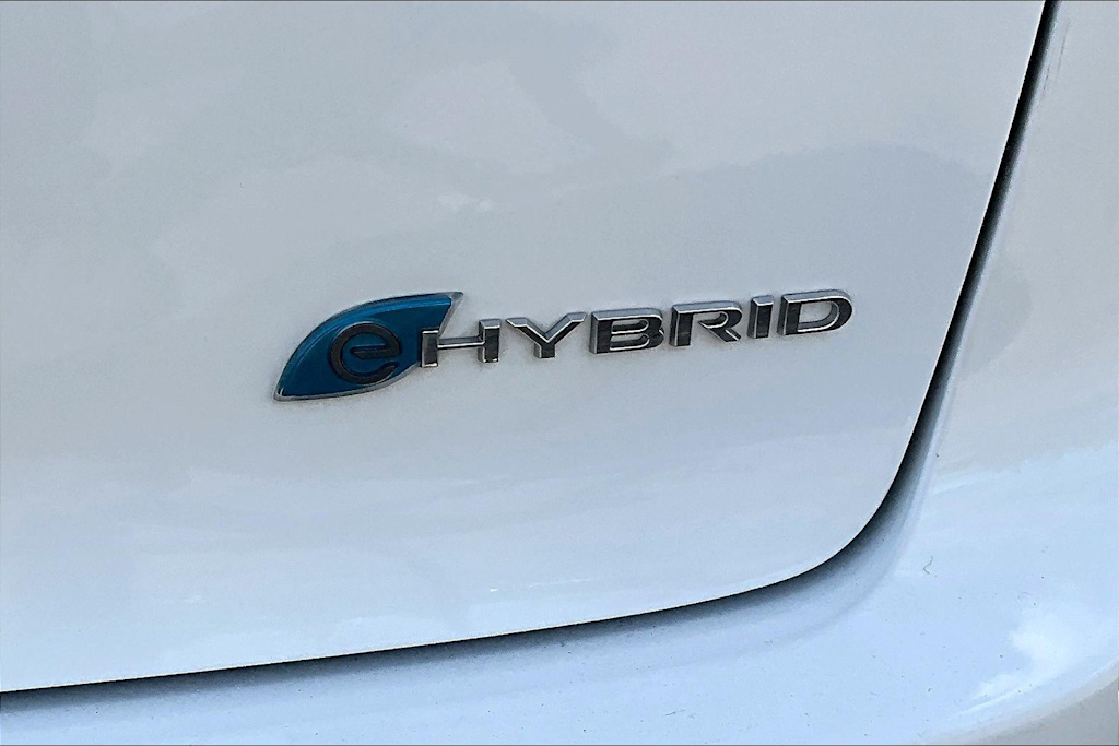 Thumbnail: 2023 Chrysler Pacifica - 6