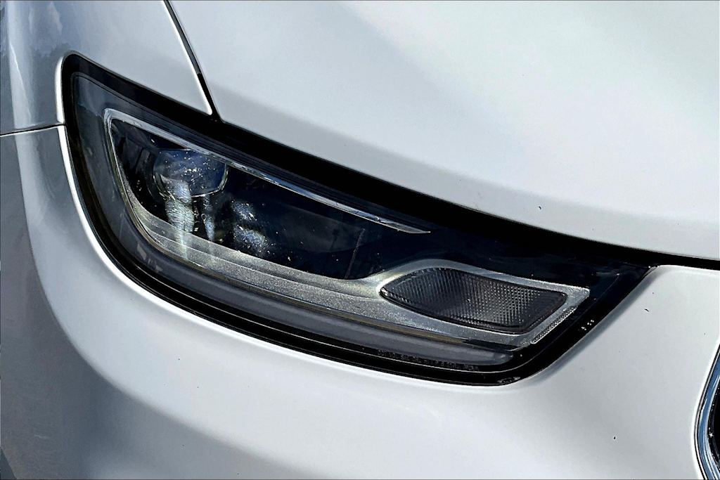 Thumbnail: 2023 Chrysler Pacifica - 27