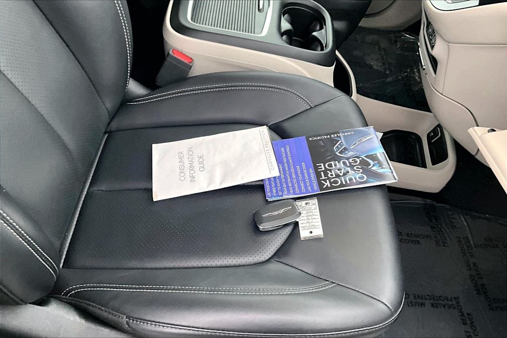 Thumbnail: 2024 Chrysler Pacifica - 21