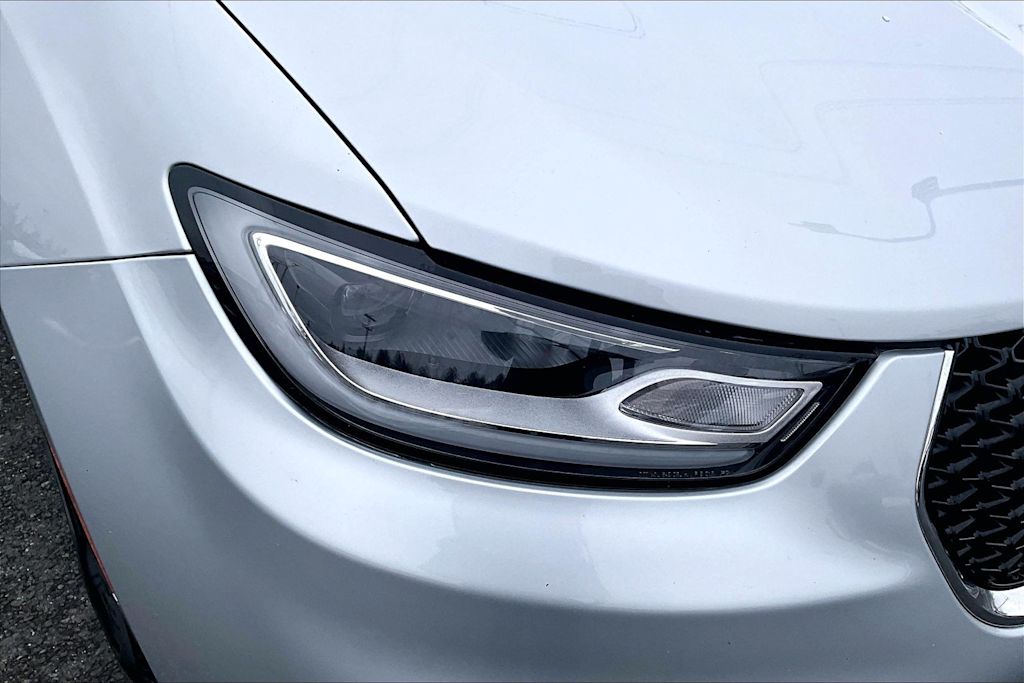 Thumbnail: 2024 Chrysler Pacifica - 31