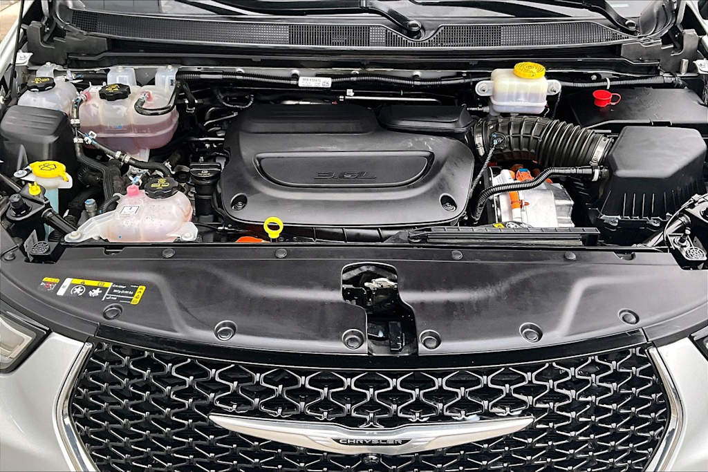 Thumbnail: 2024 Chrysler Pacifica - 9