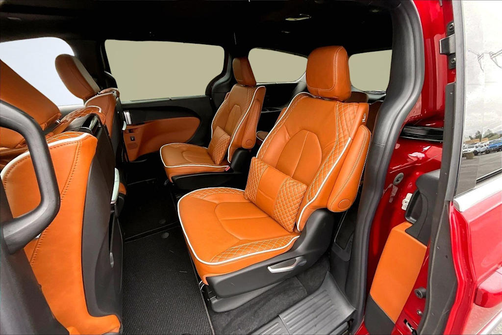 Thumbnail: 2026 Chrysler Pacifica - 20