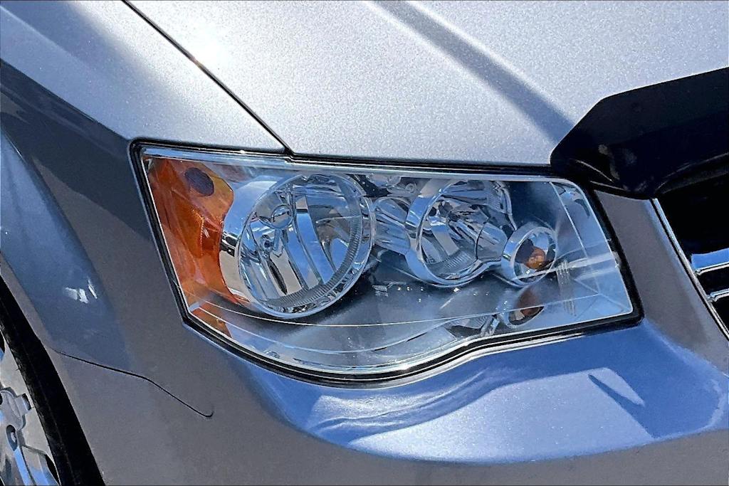 Thumbnail: 2018 Dodge Grand Caravan - 30