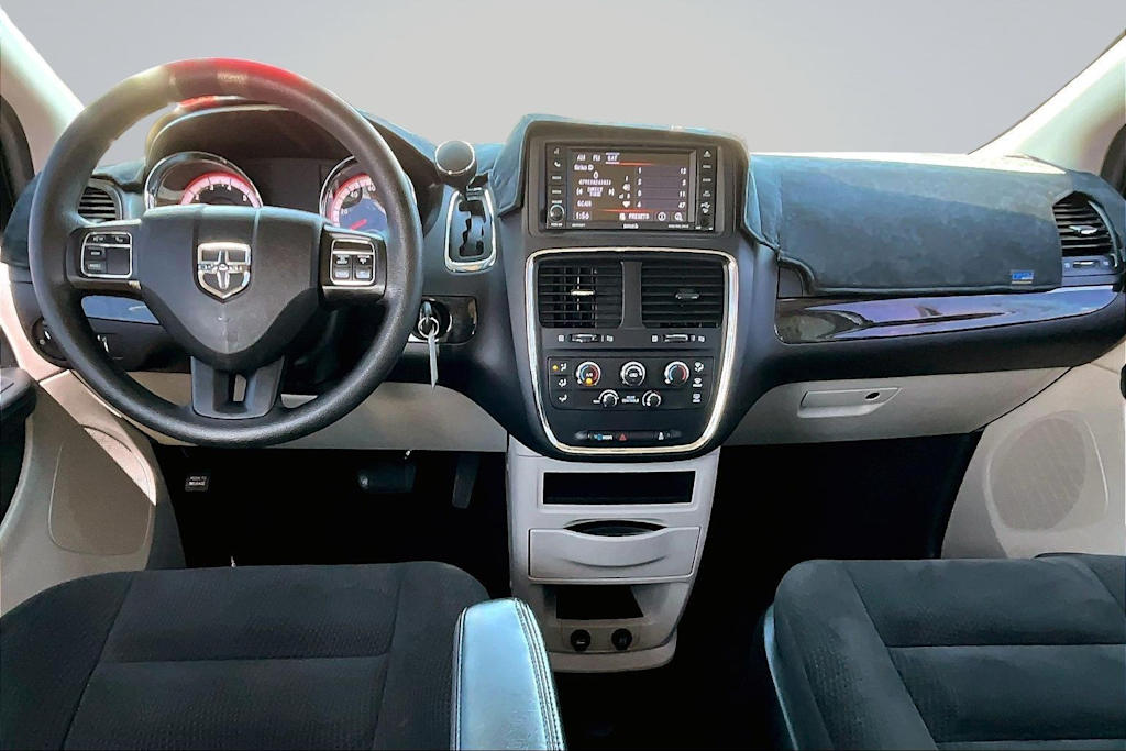 Thumbnail: 2018 Dodge Grand Caravan - 10
