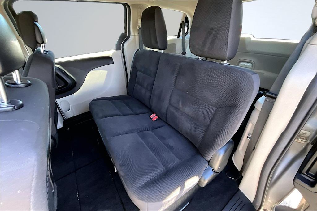 Thumbnail: 2018 Dodge Grand Caravan - 13