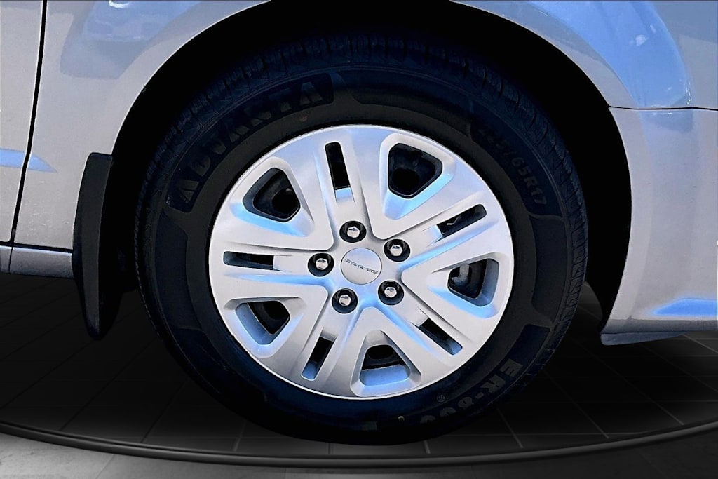 Thumbnail: 2018 Dodge Grand Caravan - 33